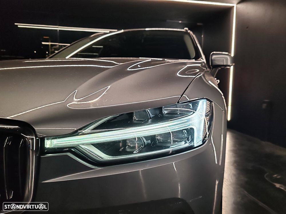 Volvo XC 60 2.0 B5 Inscription AWD - 7