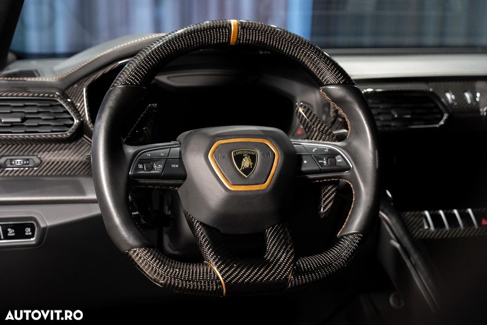 Lamborghini URUS - 28