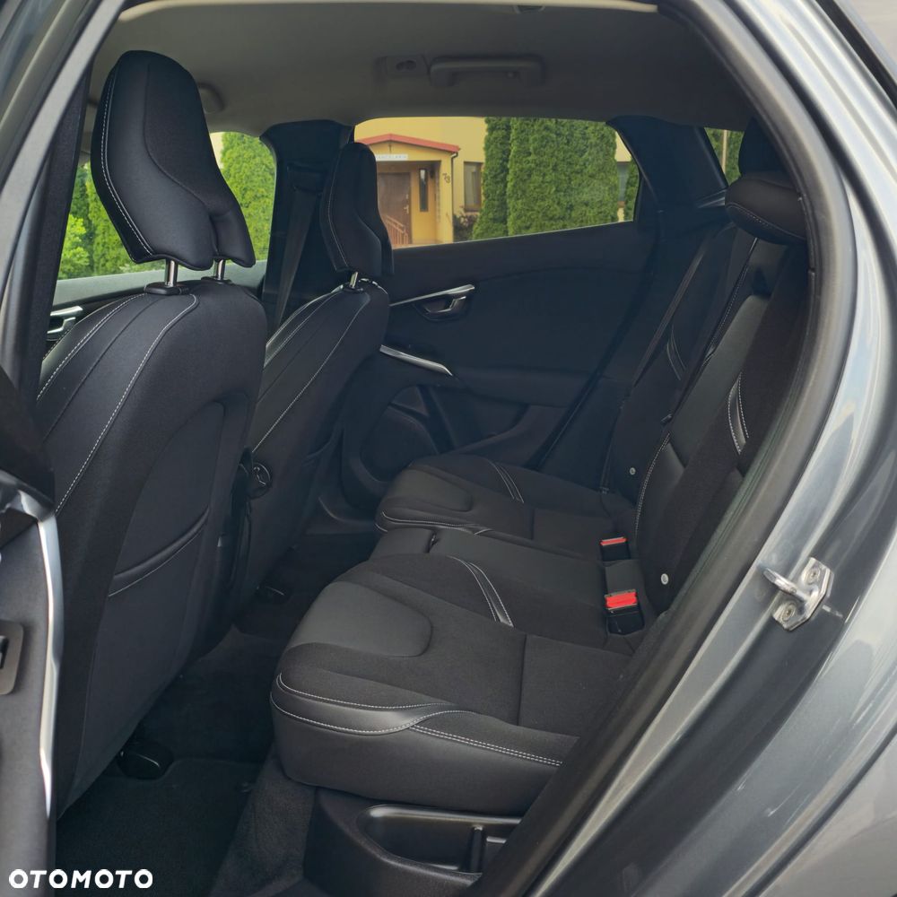 Volvo V40 D2 Drive-E Summum - 20