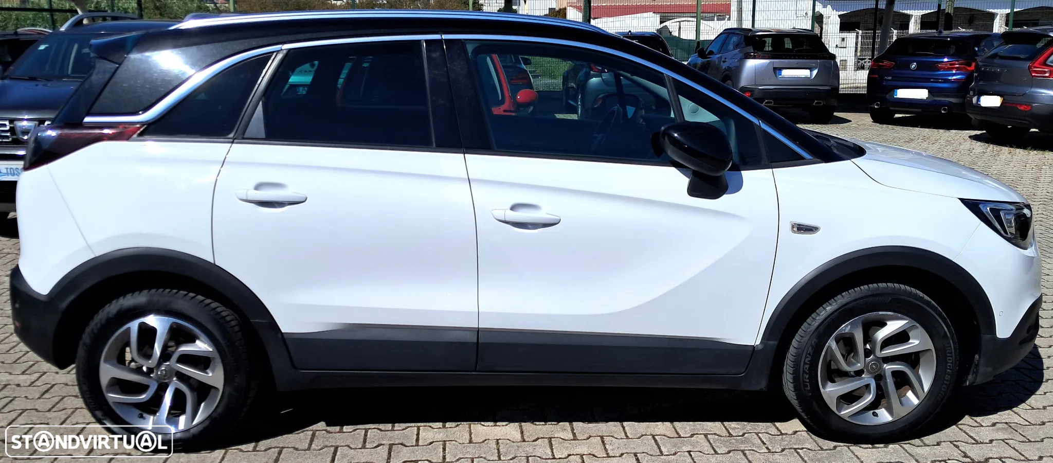 Opel Crossland X 1.2 T Innovation - 25