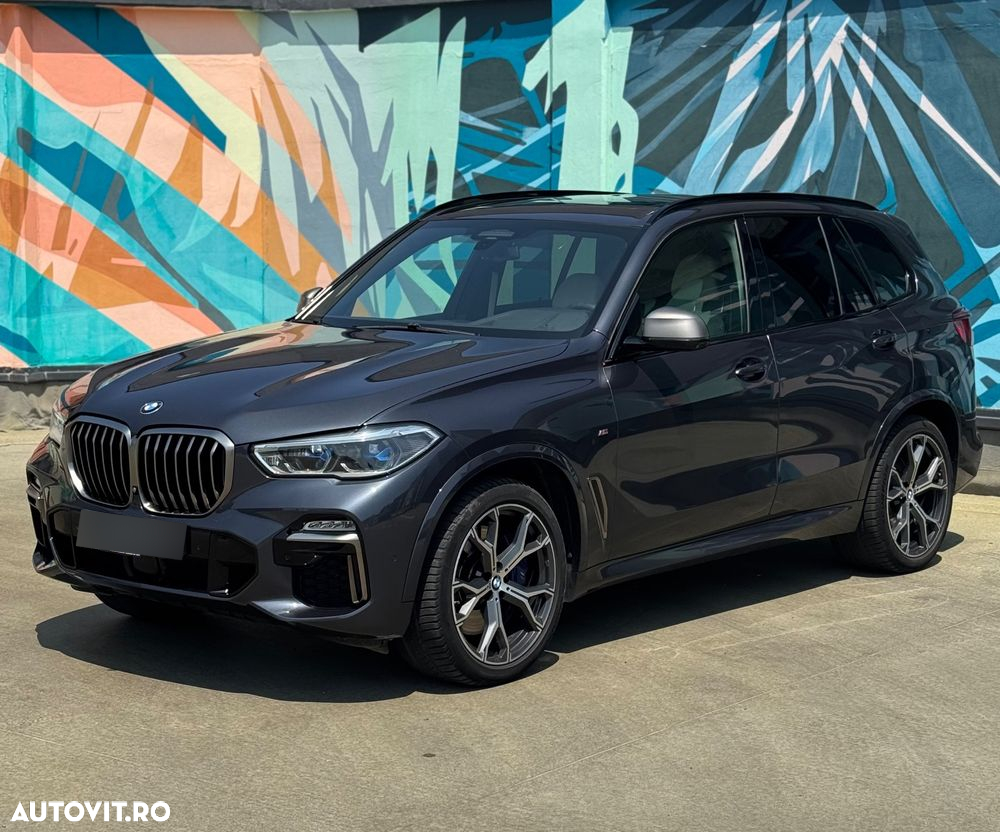 BMW X5 M M50i - 3