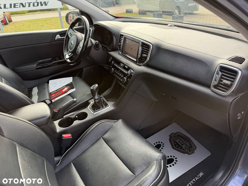 Kia Sportage - 16