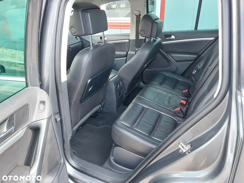 Volkswagen Tiguan - 14