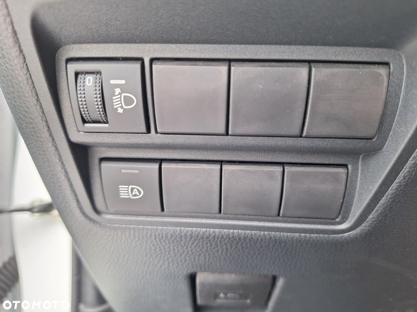 Toyota Yaris Hybrid 1.5 Comfort - 12