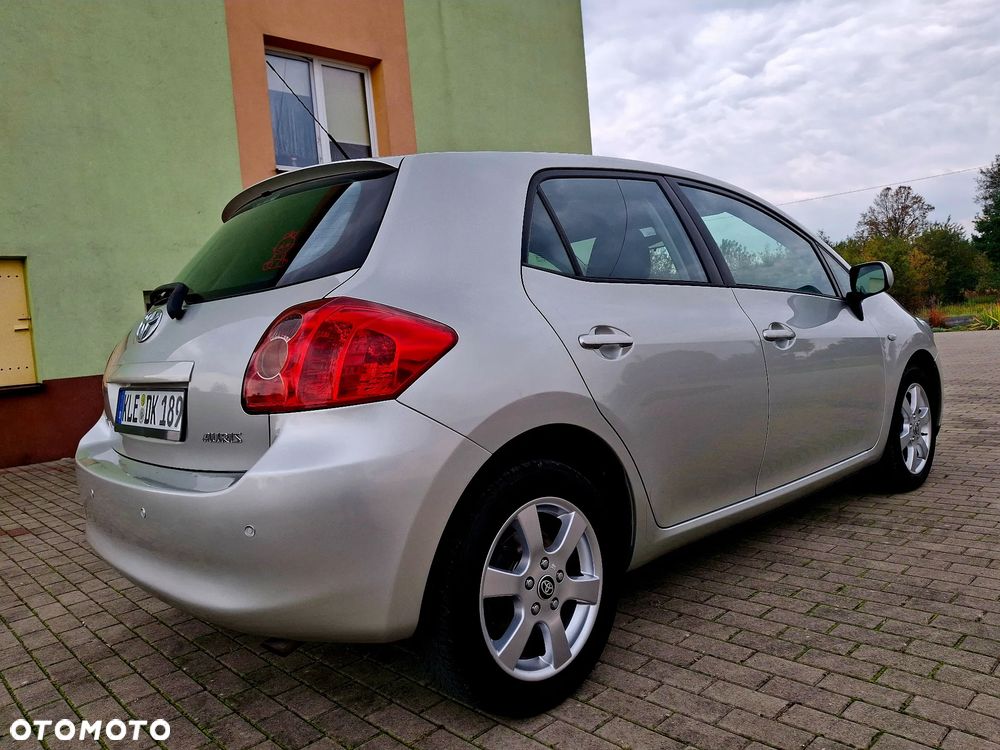 Toyota Auris 1.6 VVT-i Team - 7