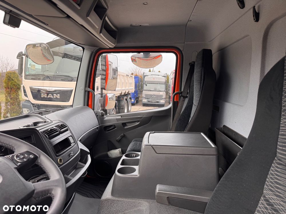 Mercedes-Benz ATEGO - 14