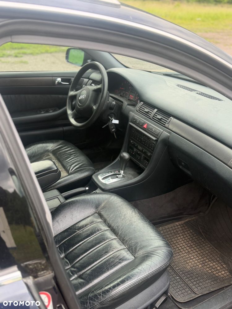 Audi A6 Avant 2.8 30V - 6