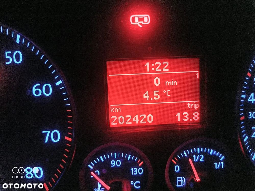 Volkswagen Golf - 10