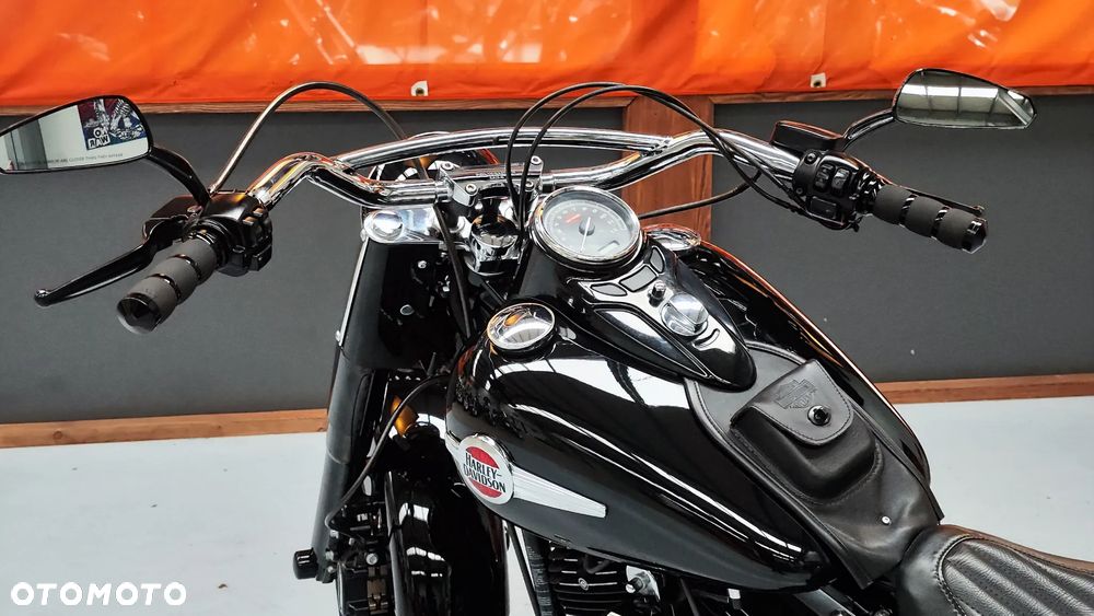 Harley-Davidson Softail Slim - 26