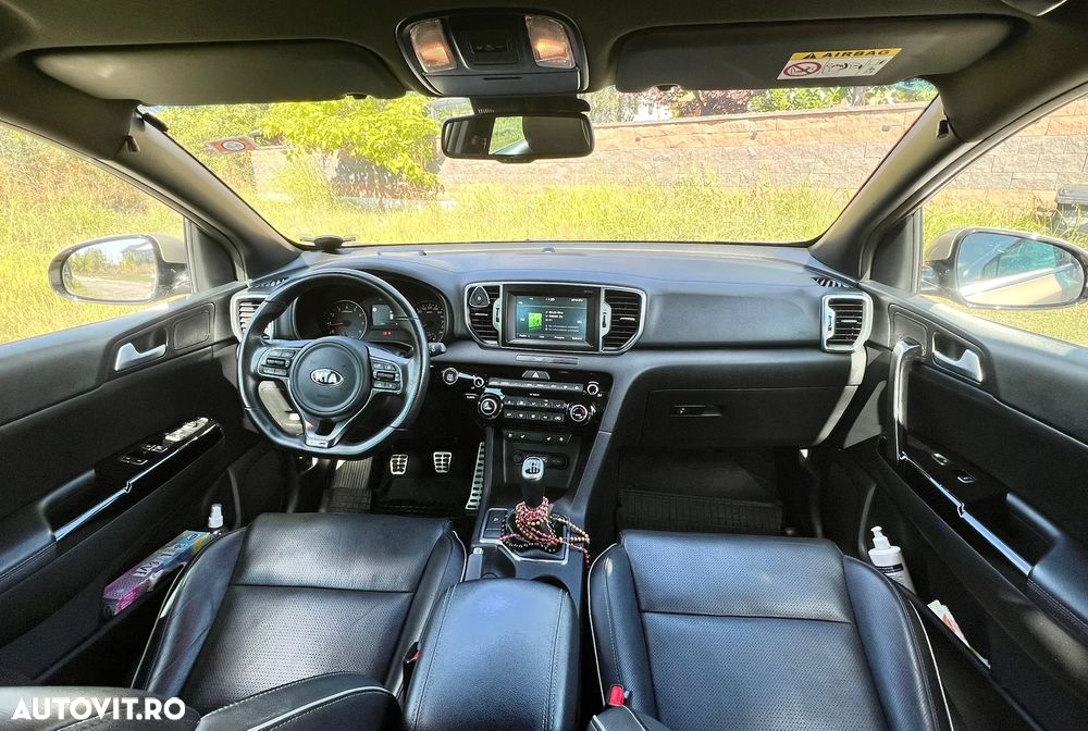 Kia Sportage 1.6 T-GDI 6MT 4x2 GT Line - 10
