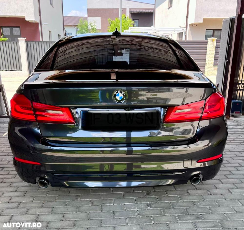 BMW Seria 5 520i AT - 12