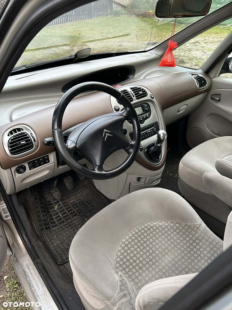 Citroën Xsara Picasso 1.6 16V Exclusive - 8