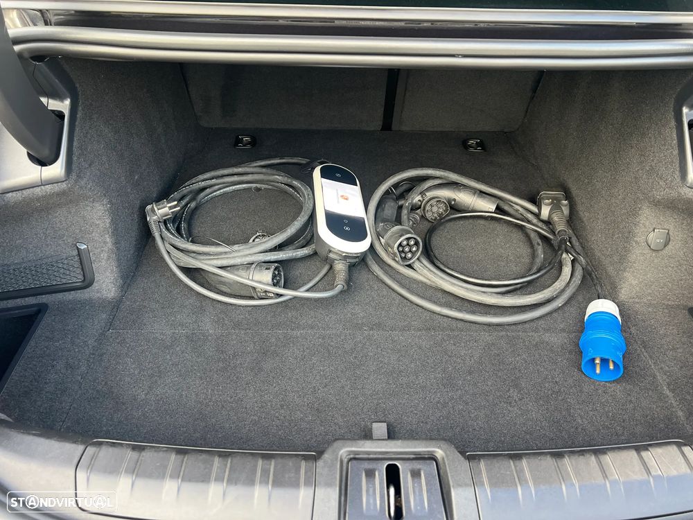 Porsche Taycan Bateria Performance Plus - 18