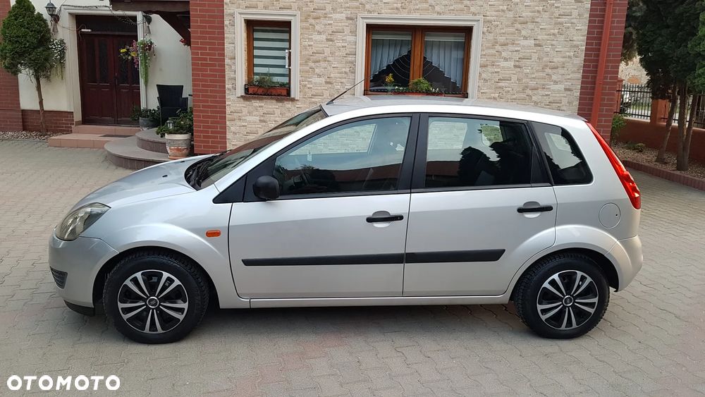 Ford Fiesta 1.25 Trend - 3