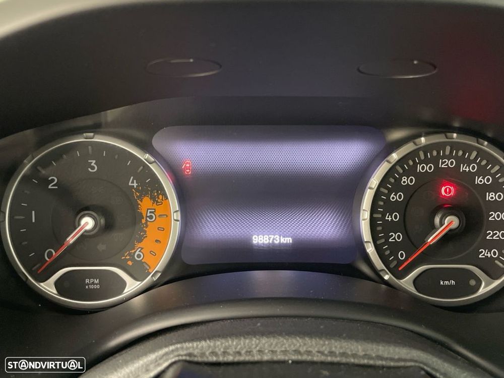Jeep Renegade 1.6 MJD Limited - 9