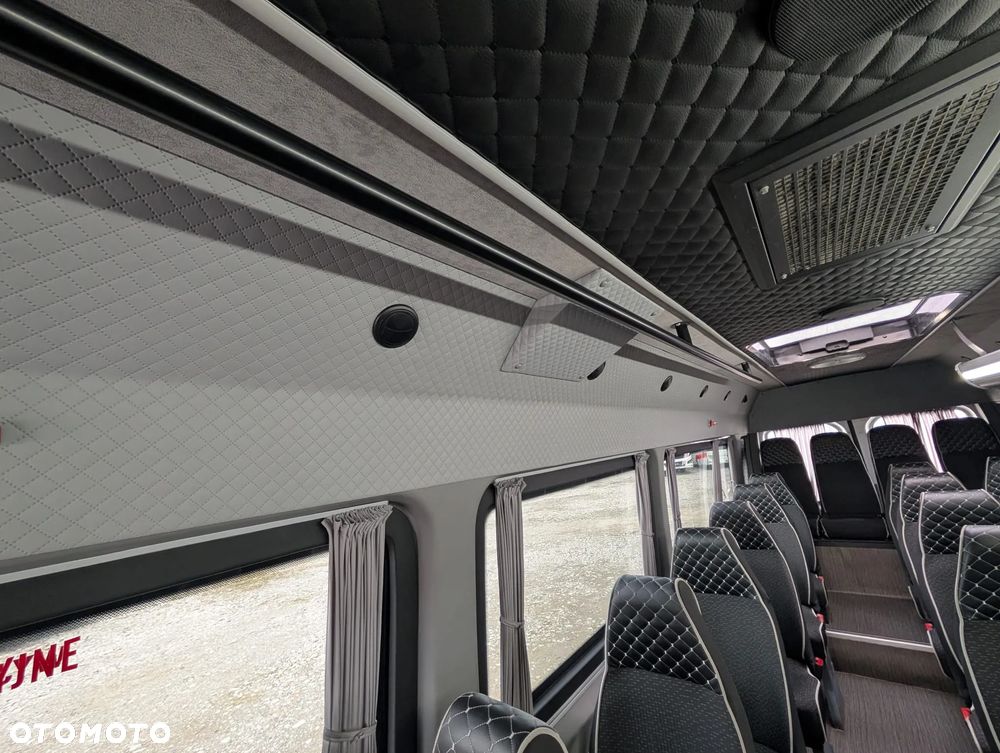Mercedes-Benz Sprinter 515 - 21