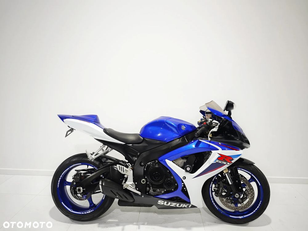 Suzuki GSX-R - 1