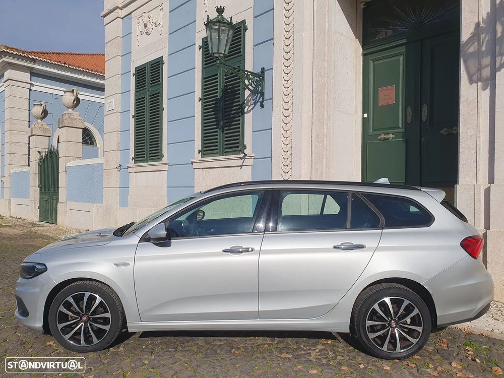 Fiat Tipo Station Wagon 1.6 M-Jet Lounge Tech J17 DCT - 2