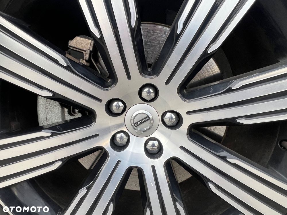 Volvo XC 90 - 4