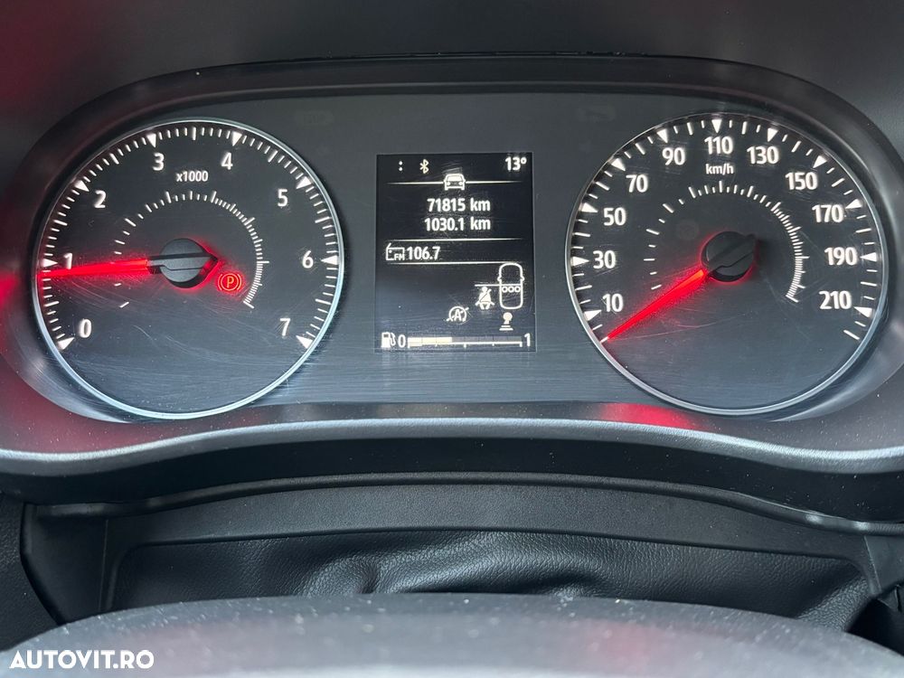 Dacia Logan TCe 90 Essential - 16