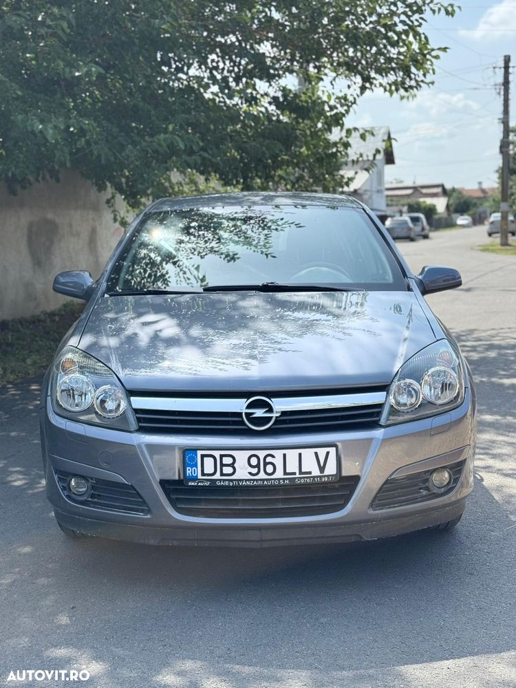 Opel Astra 1.6i Elegance - 2