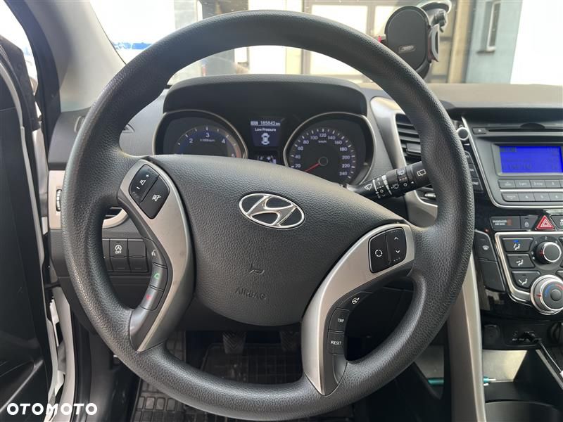 Hyundai i30 1.6 CRDi Classic - 14