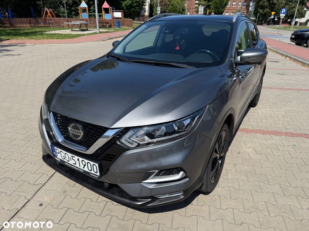 Nissan Qashqai 1.3 DIG-T N-Connecta - 1