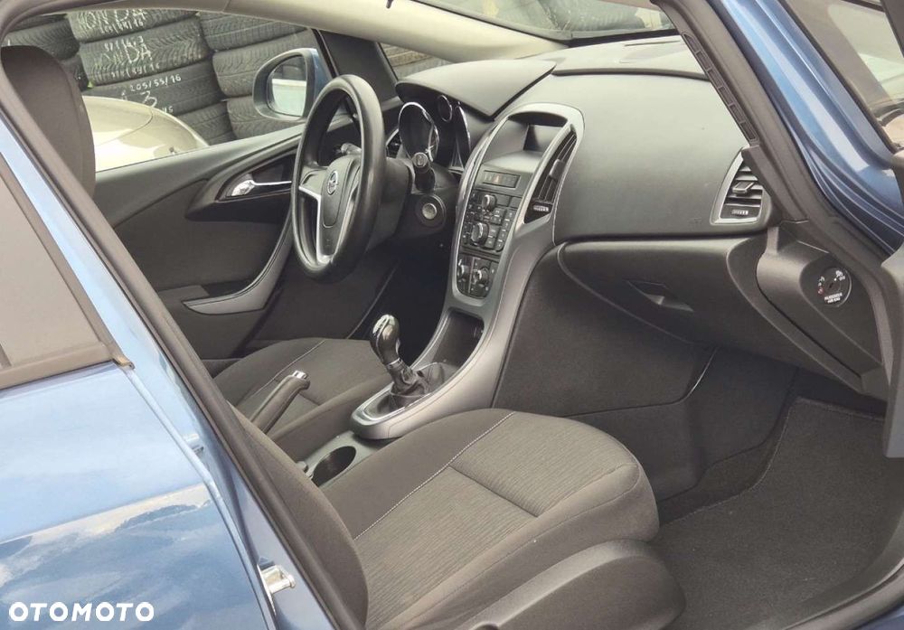 Opel Astra - 12