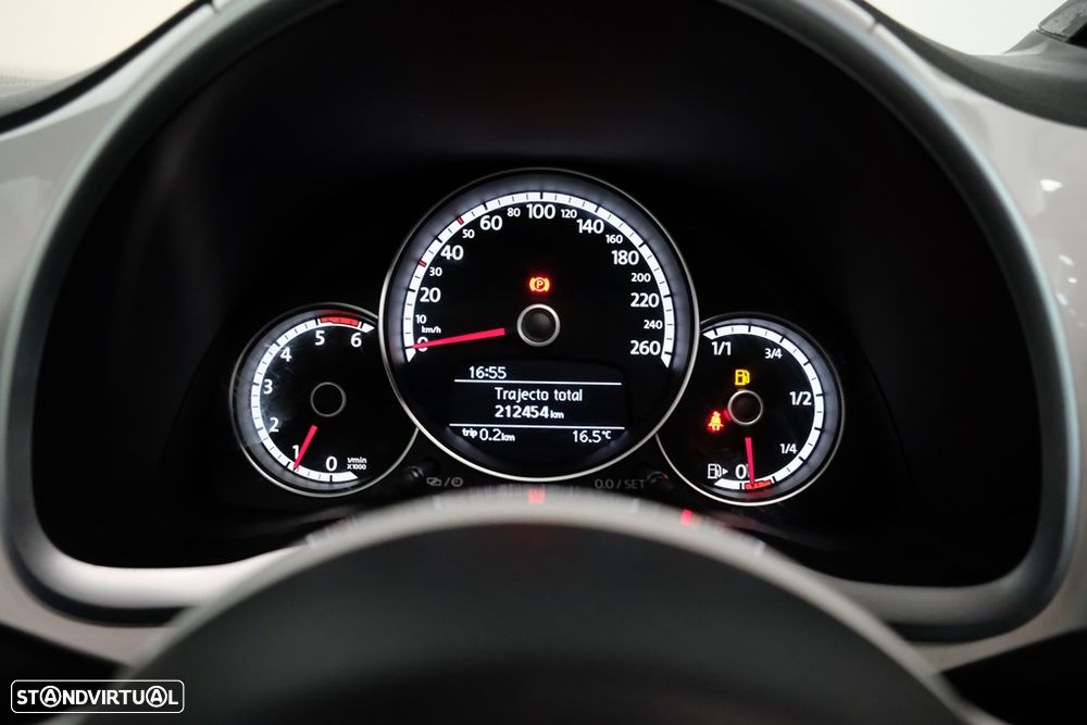 VW New Beetle 1.6 TDI DPF CUP - 10