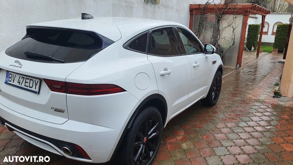 Jaguar E-Pace P250 AWD R-Dynamic S - 22