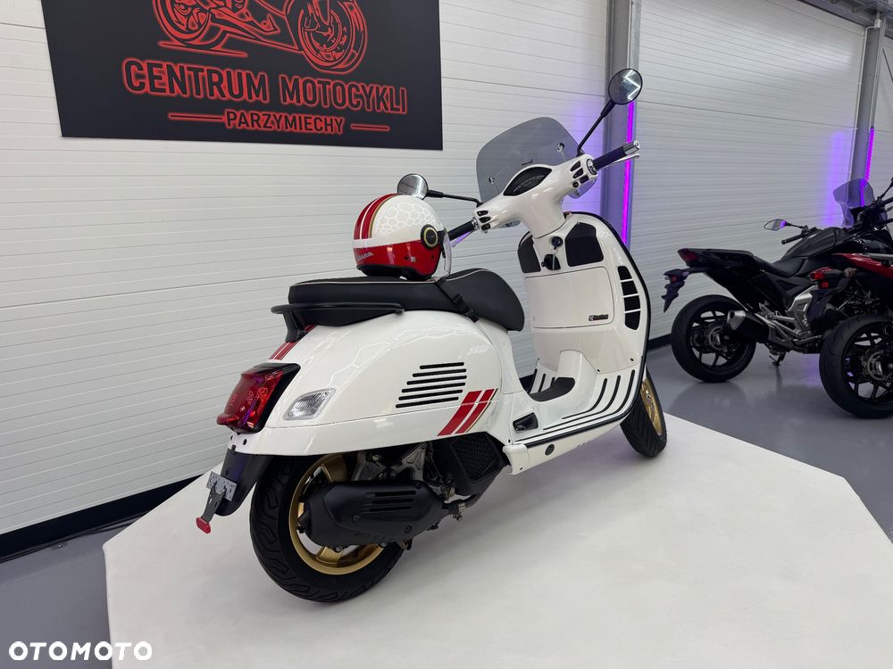 Piaggio Vespa - 3