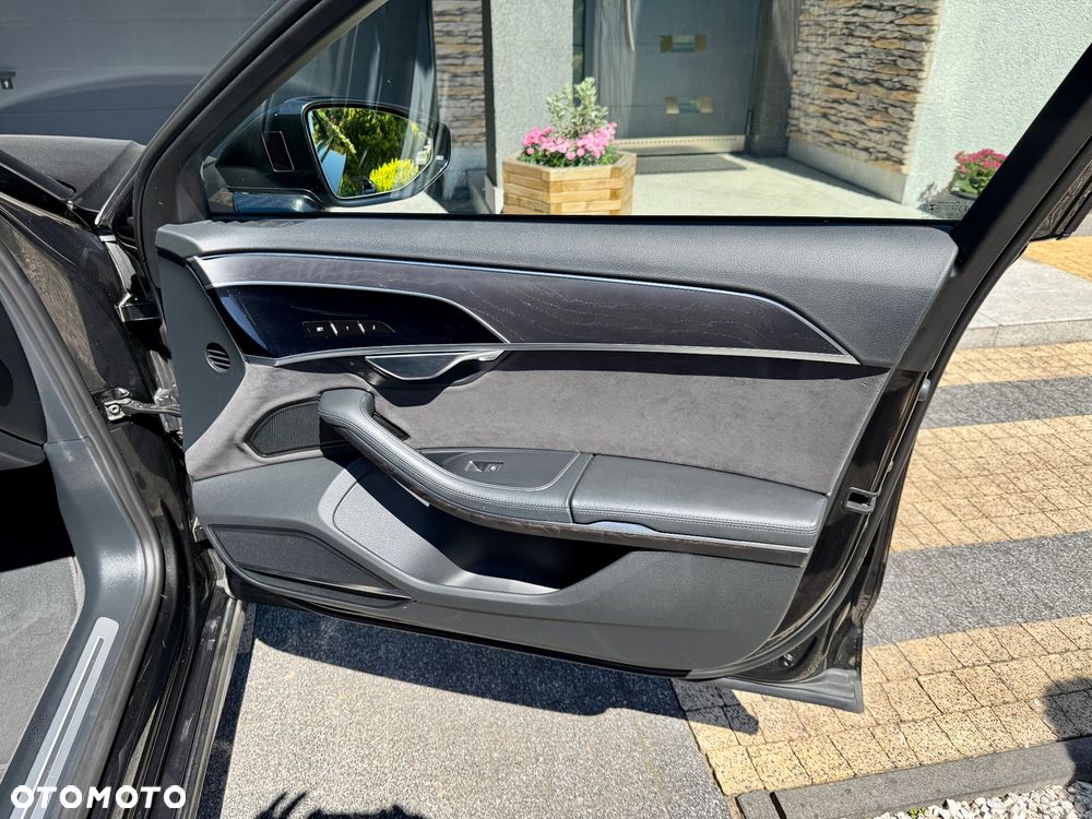 Audi A8 L 60 TFSI mHEV Quattro Tiptr - 19