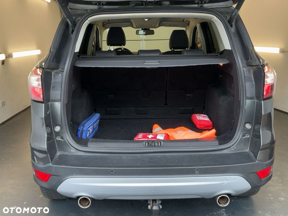 Ford Kuga - 35