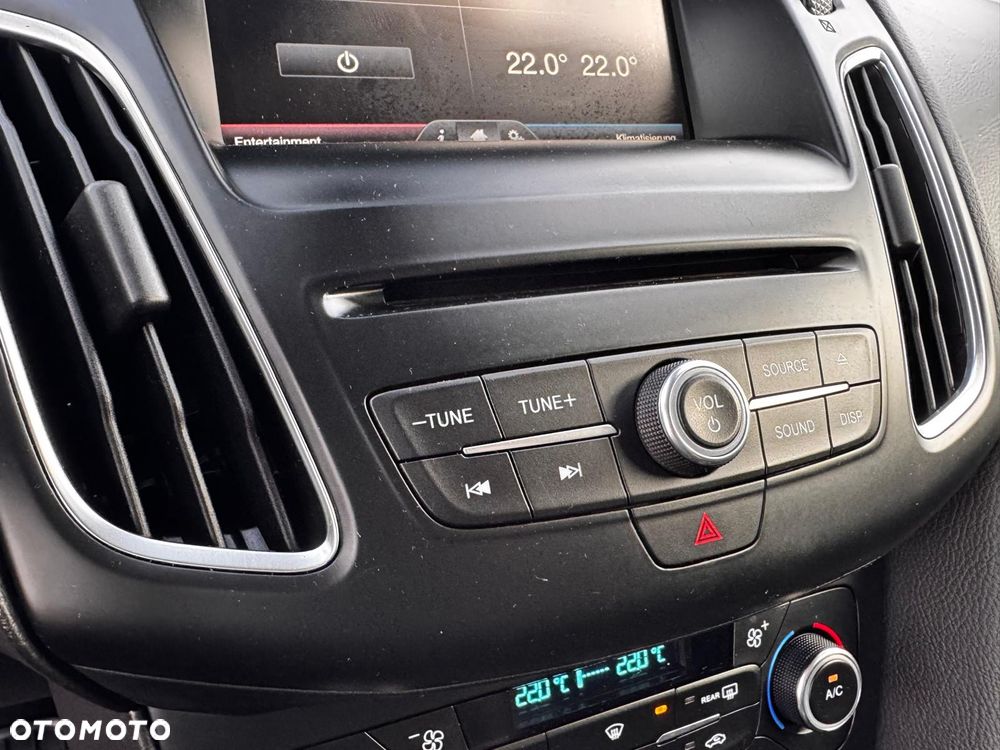 Ford Focus 1.0 EcoBoost Gold X (Edition) - 32