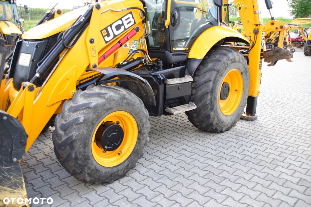 JCB 3CX Sitemaster PLUS TURBO 4x4 Contractor - 4