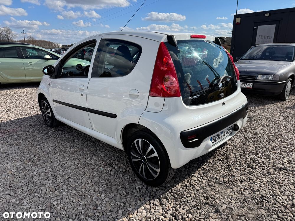 Peugeot 107 - 6