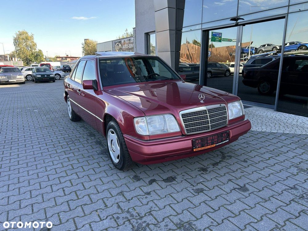 Mercedes-Benz Klasa E - 2