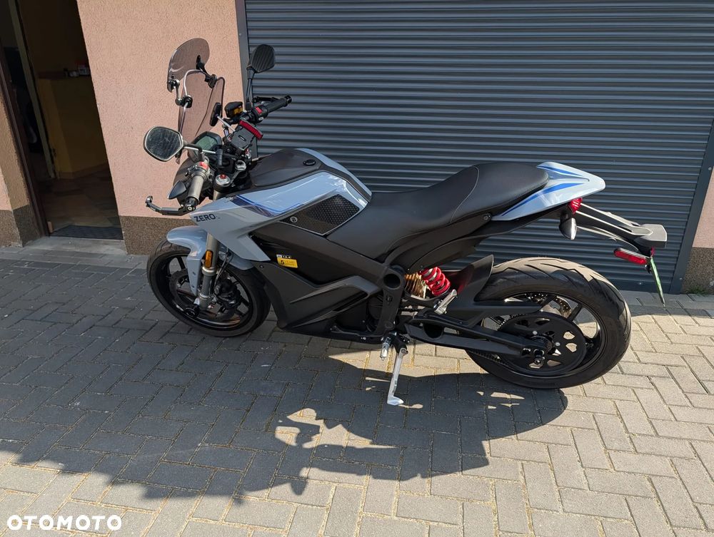 Zero S - 18