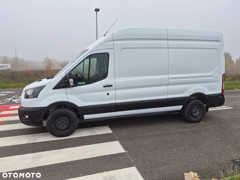 Ford E-TRANSIT Salon PL L3H3 - 7