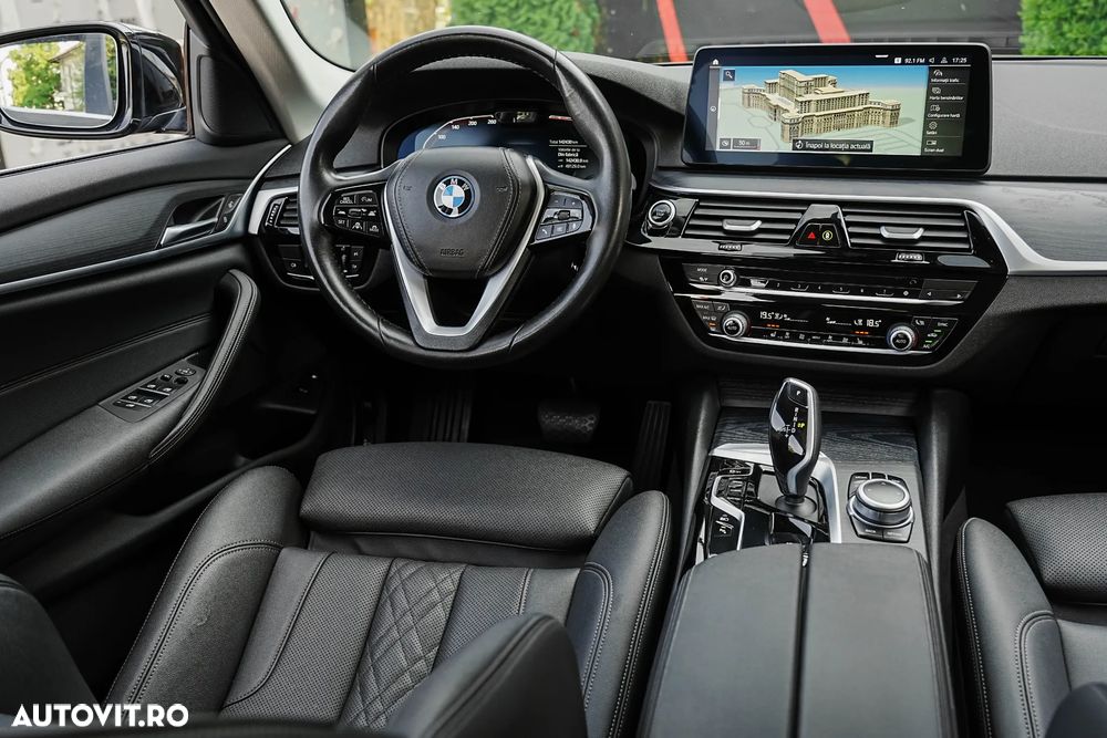 BMW Seria 5 530e Aut. Luxury Line - 19