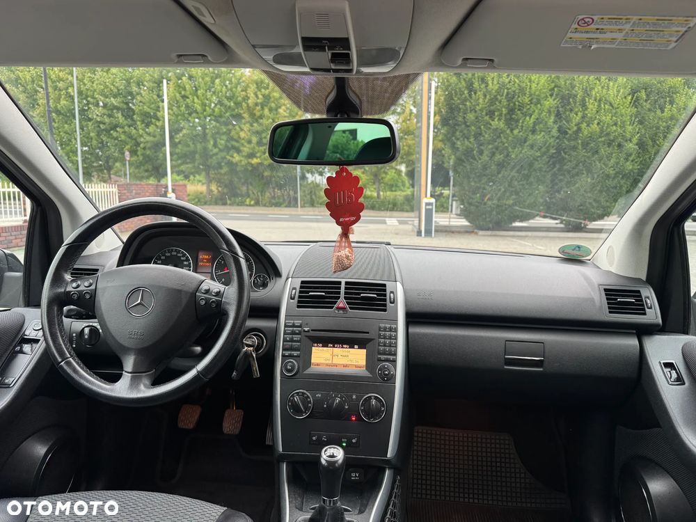 Mercedes-Benz Klasa A 150 BlueEFFICIENCY Avantgarde - 14