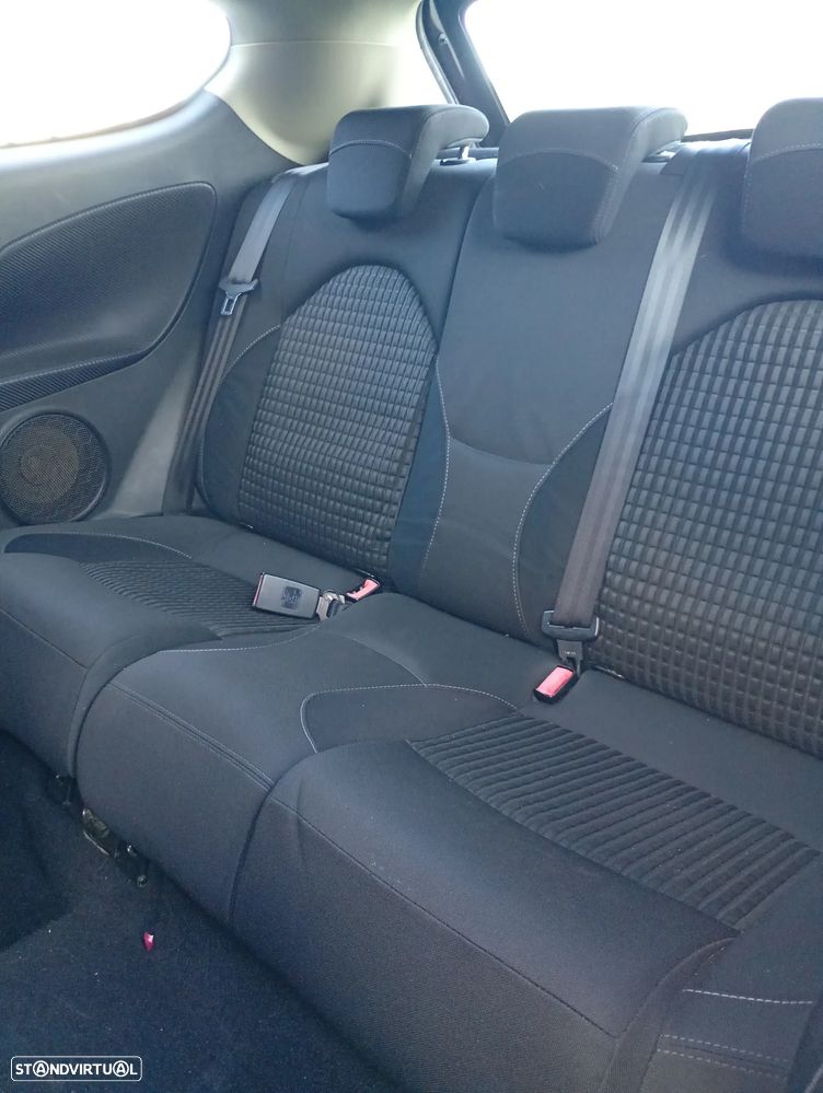 Alfa Romeo MiTo 1.3 JTD Distinctive - 7