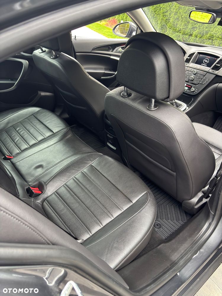 Opel Insignia - 18