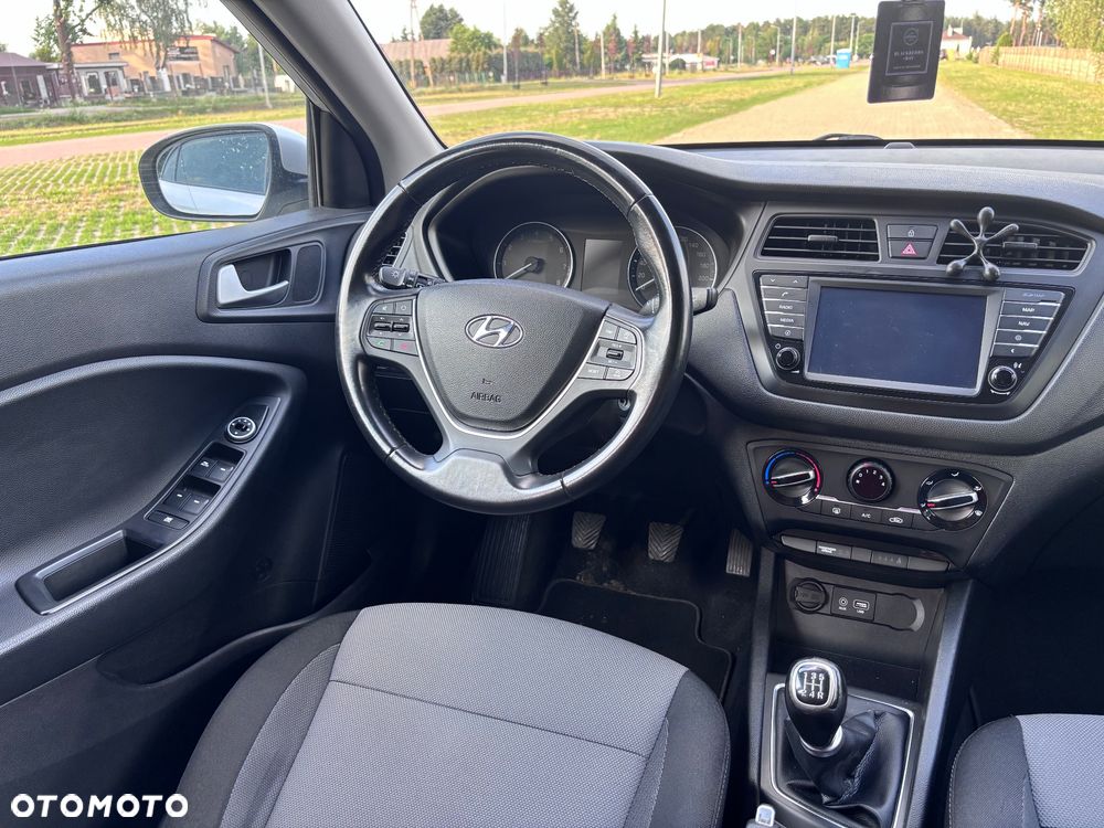 Hyundai i20 1.2 Comfort - 14