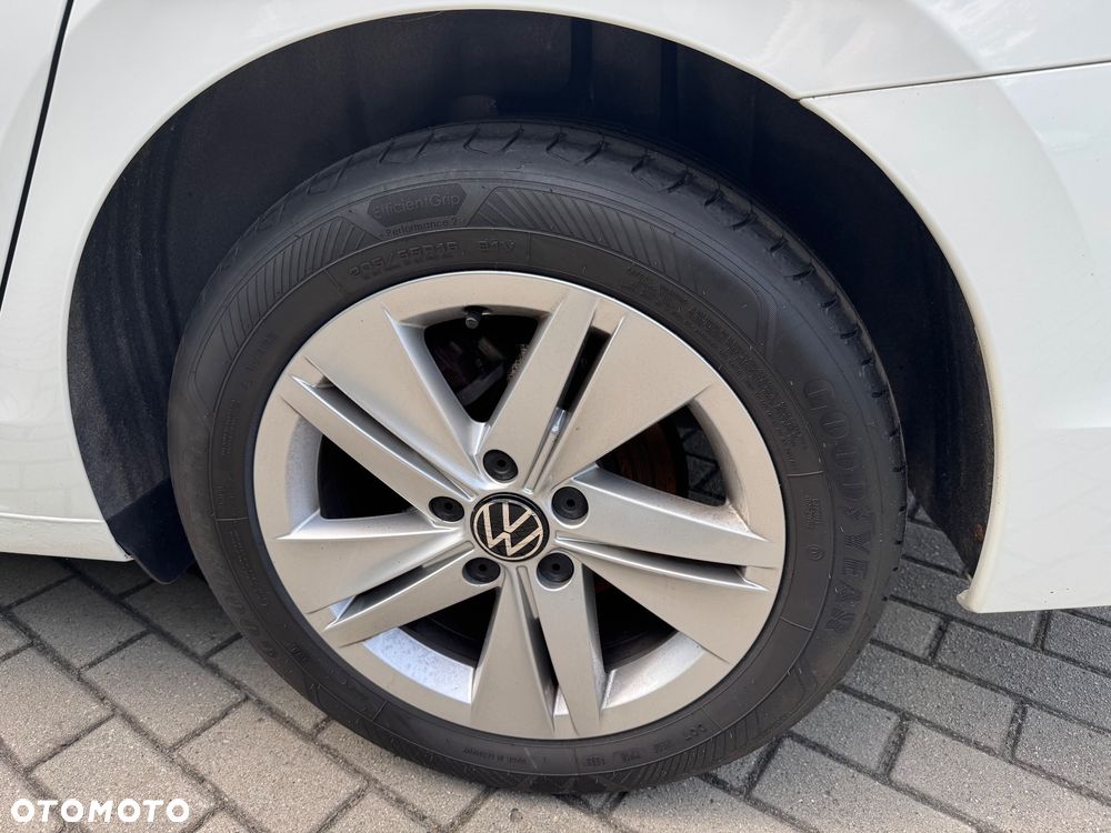 Volkswagen Golf 2.0 TDI Life - 15