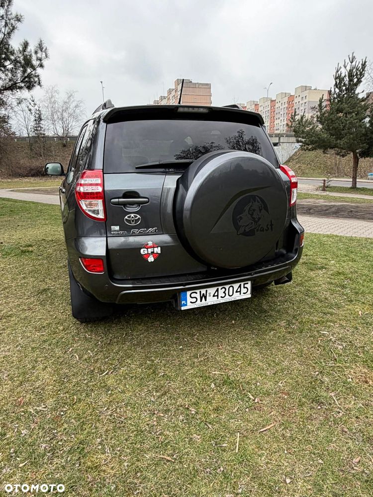 Toyota RAV4 2.0 VVT-i Premium - 14