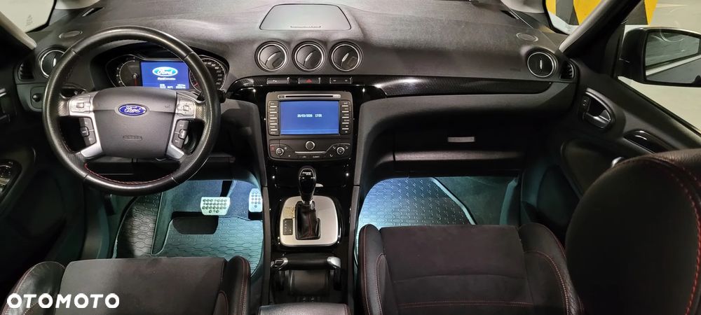 Ford S-Max - 5