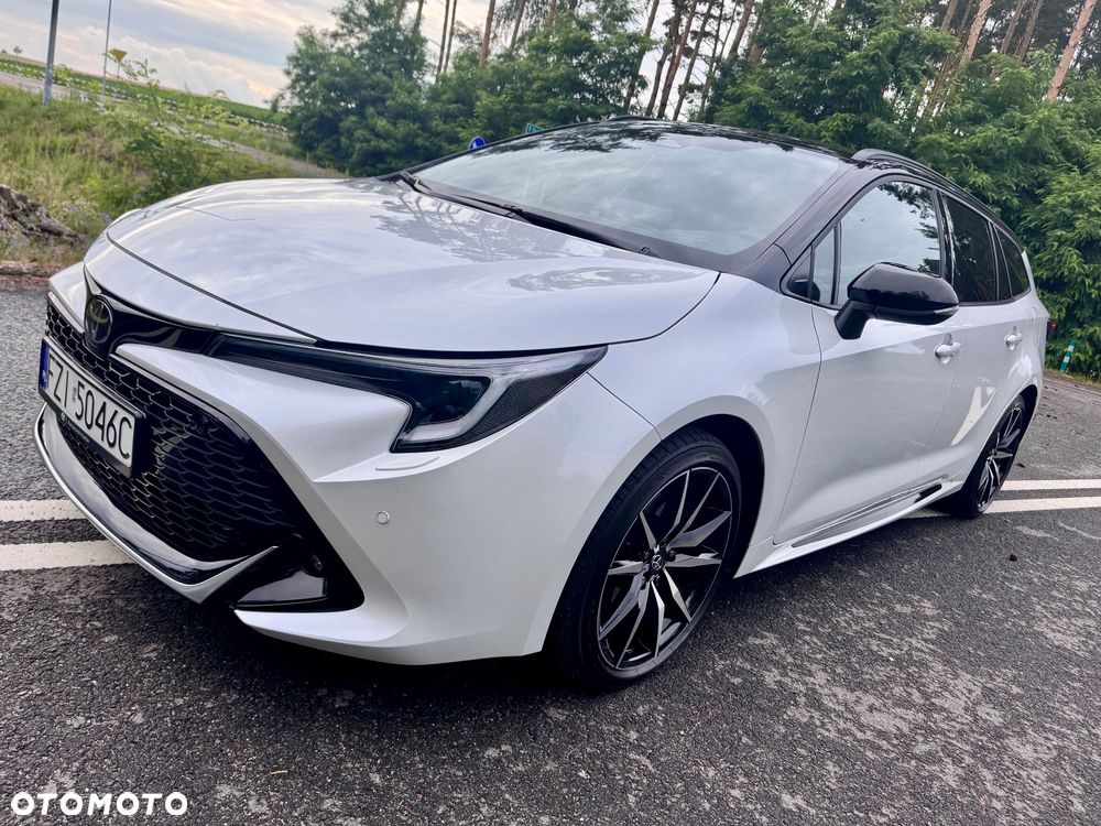 Toyota Corolla 2.0 Hybrid GR Sport Dynamic - 18