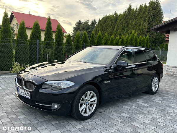 BMW Seria 5 520d Touring Luxury Line