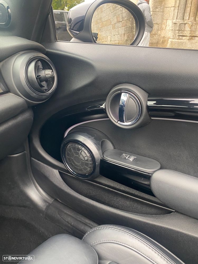 MINI Cabrio Cooper Premium Plus Essential Auto - 46